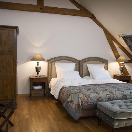 Aux Charmes De Maintenon Room photo